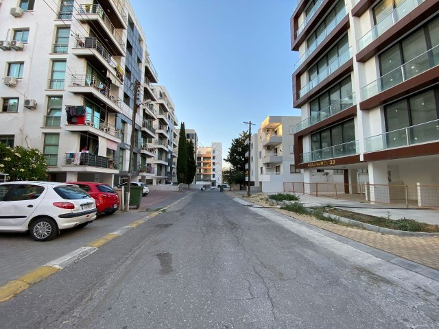 Komplettes Gebäude im Zentrum von Kyrenia zu verkaufen, gute Gelegenheit für eine Investition !!!!