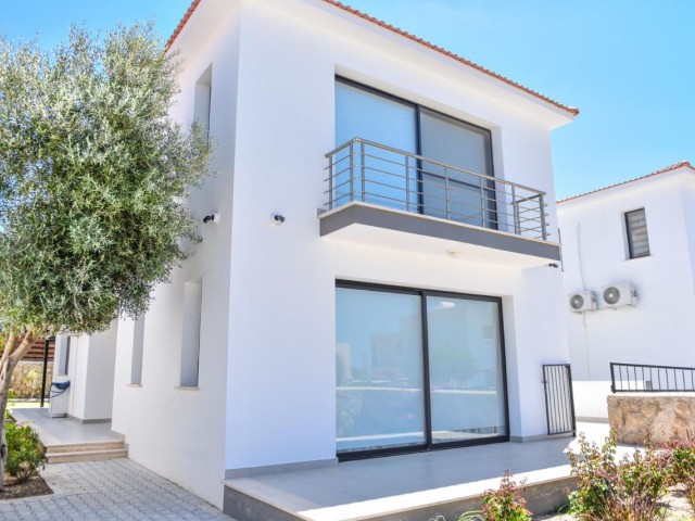 4+1 Doppelhaushälften zu verkaufen in Edremit, Kyrenia, privater Pool