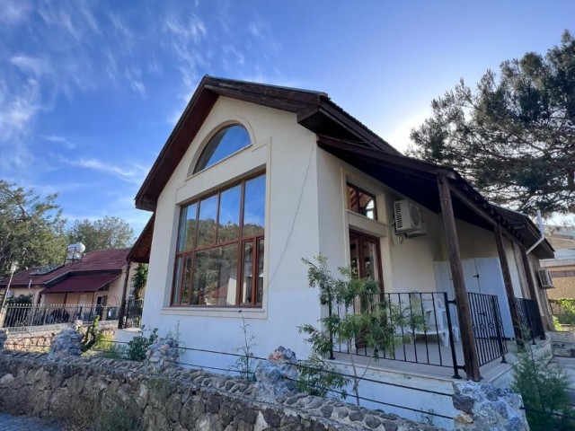 3 + 1 villa for sale in Karsiyaka, at a very affordable price !!!!!!