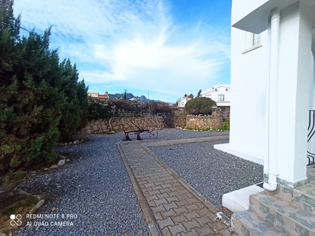 3+1 villa zur Miete im Zentrum von Kyrenia ** 