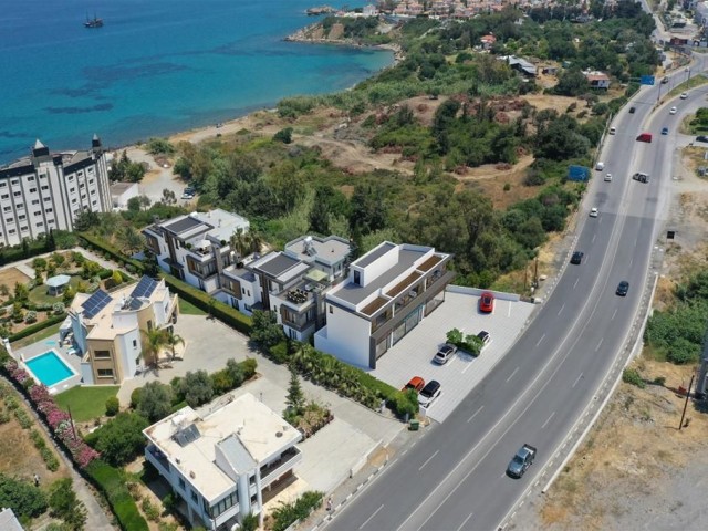 Girne Karaoğlanoğlu'nda Satılık İkiz Villa