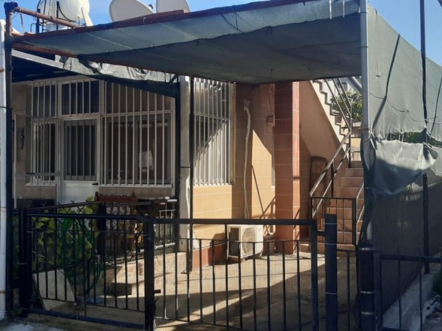 Einfamilienhaus Zu verkaufen in Mağusa Merkez, Famagusta