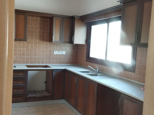 3+1 PENTHOUSE APARTMENT FOR SALE IN THE CENTER OF FAMAGUSTA