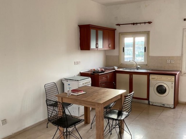 Nicosia Küçük Kaymakli 1 + 1 Apartment for Rent ** 