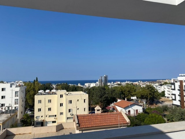 Kyrenia Center Daily Rental Penthouse 3+1