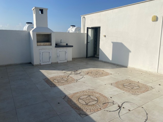 2+1 Unfurnished Flat for Rent in Kyrenia Alsancak