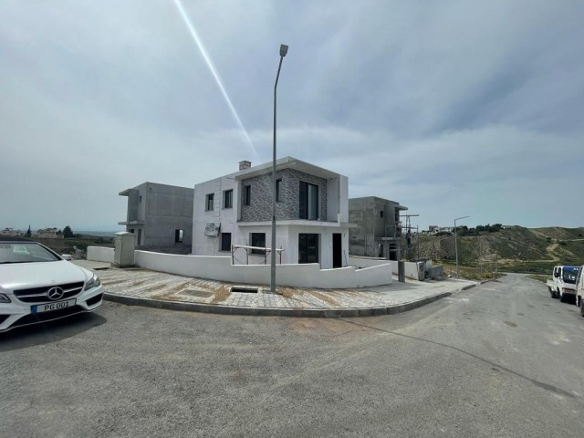 DETACHED HOUSE FOR SALE WITH VIEW IN GÖNYELI 