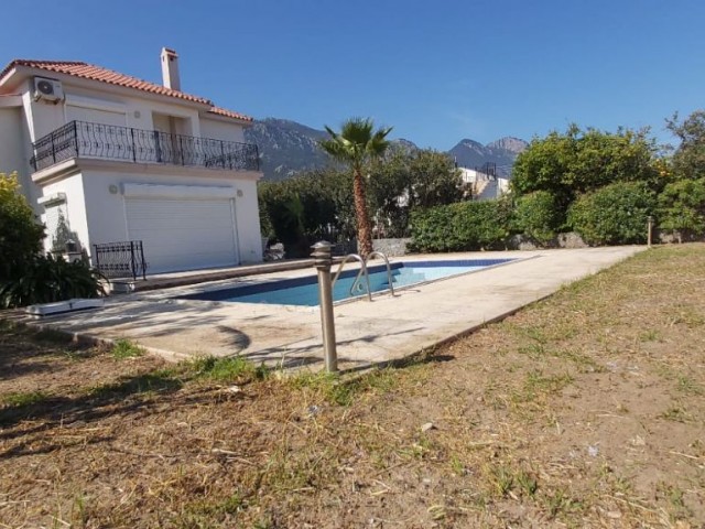 THREE BEDROOM VILLA WITH PRIVATE POOL - FOR RENT 3+1 ideal for family)