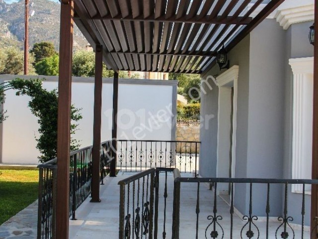  LUXURY 3+1 VILLA WITH SPECTACULAR MOUNTAIN AND SEA VIEWS IN GUINEA BELLAPAİS!!!