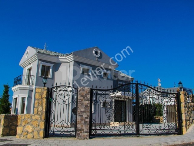  LUXURY 3+1 VILLA WITH SPECTACULAR MOUNTAIN AND SEA VIEWS IN GUINEA BELLAPAİS!!!