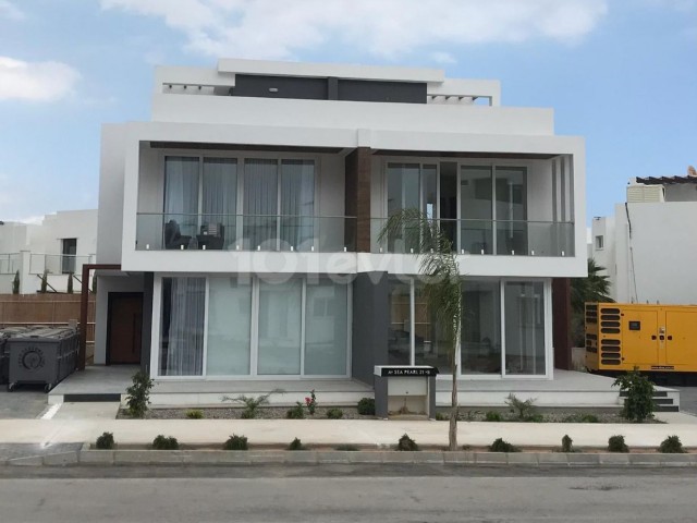 Beachfront 3+1 Villa for Sale in Lapta, Kyrenia 