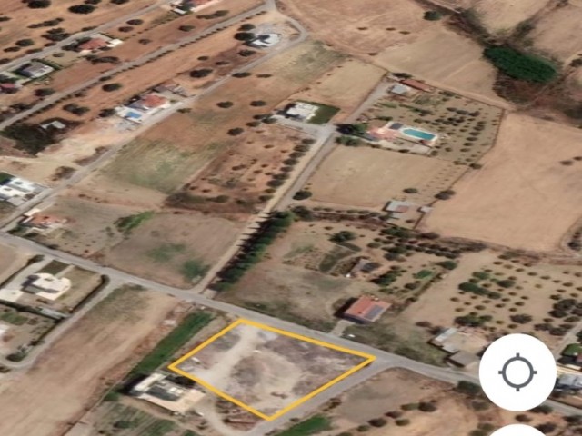 LAND WITH EQUIVALENT COB FOR SALE IN GYRNE THROAT EMAS MARKET AREA 