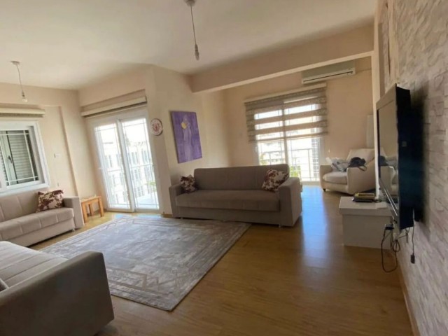 Geräumige 145m2, 3-Zimmer-Wohnung zu verkaufen in Nicosia Centre 