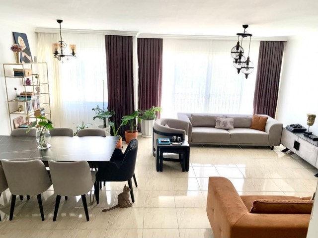 For Sale 3+1 Ground Floor Apartment in Minarelikoy !!!