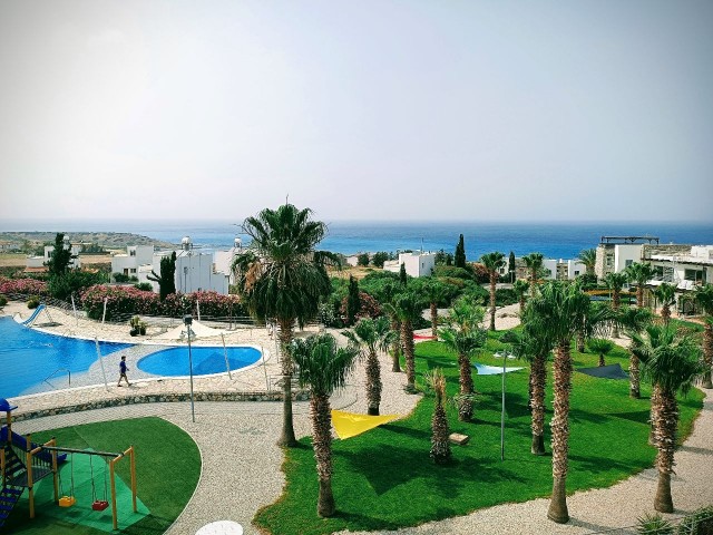 2 BEDROOM APARTMENT WITH SEA VIEWS!!