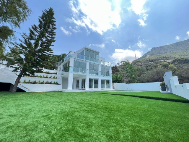 Villa Zu verkaufen in Yukarı Girne, Kyrenia