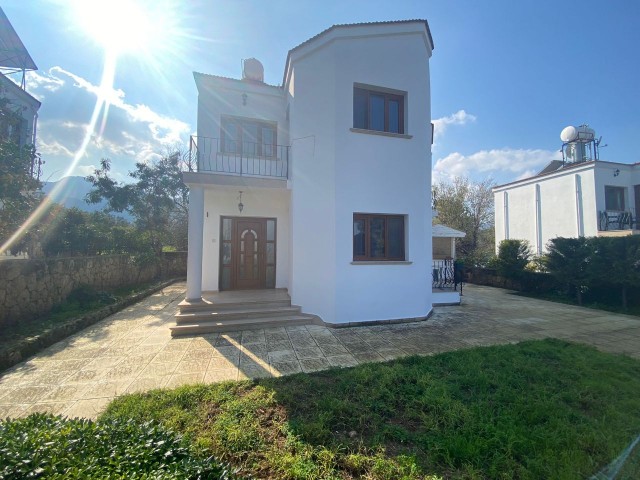 Kıbrıs Girne Çatalköy'de full eşyalı kiralık villa