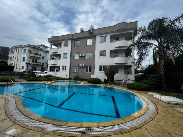 1+1 Wohnung mit Garten und Pool zur Miete in Alsancak - Kyrenia - Zypern