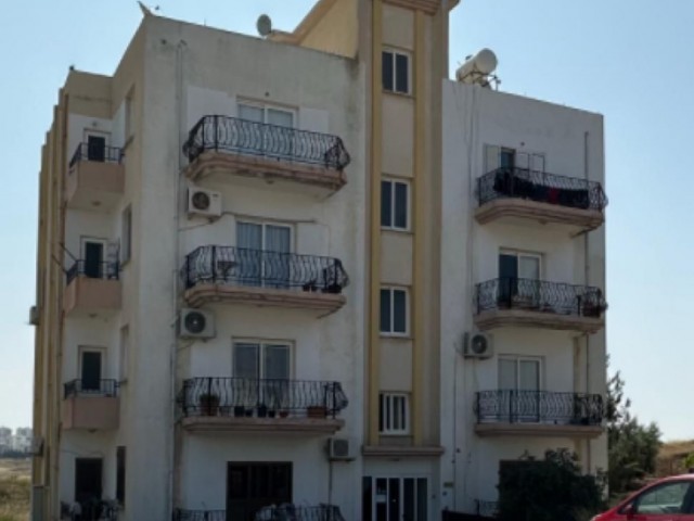 Zu verkaufen 3+1 Wohnung zu einem guten Preis in Kyrenia Bogazda