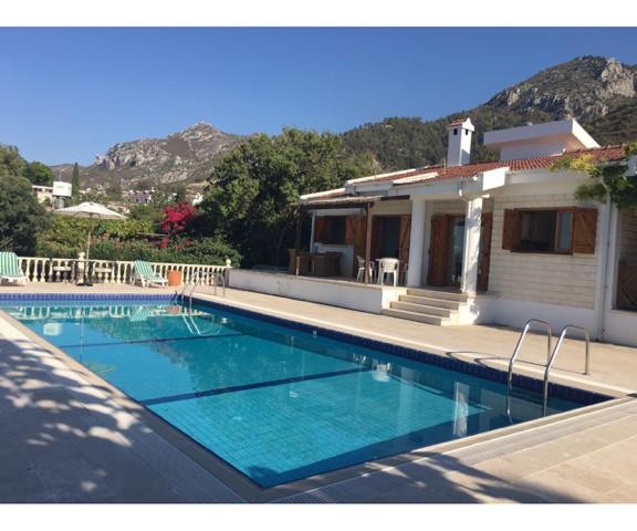 Kyrenia Bellapaiste Villa with Pool for Rent ** 