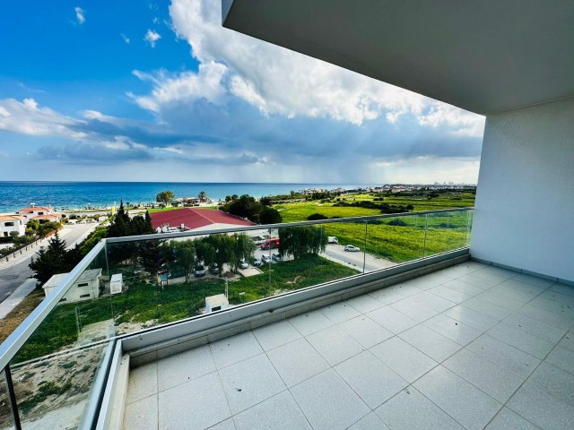 2 Bedroom Apartment with Gorgeous Sea View