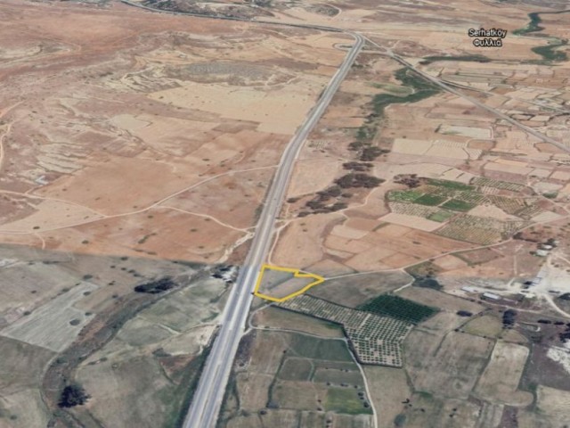 AN INCREDIBLE INVESTMENT OPPORTUNITY WITH AN EQUAL AREA OF 5 ACRES OF COB, WHICH IS A SECONDARY ROAD FACING THE MAIN ROAD IN THE SERHATKOY DISTRICT ON THE NICOSIA GUZELYURT MAIN RO