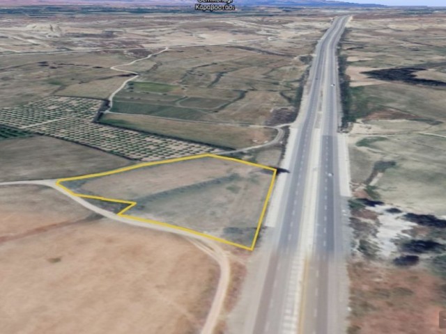 AN INCREDIBLE INVESTMENT OPPORTUNITY WITH AN EQUAL AREA OF 5 ACRES OF COB, WHICH IS A SECONDARY ROAD FACING THE MAIN ROAD IN THE SERHATKOY DISTRICT ON THE NICOSIA GUZELYURT MAIN RO
