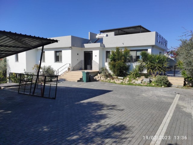 CLOSE TO ALSANCAK AÇMENYA REST. AND NECAT BRITISH. NO COST.  DETACHED LIFE SURROUNDED BY SPACIOUS, QUIET AND PEACEFUL OLIVE AND FRUIT TREES. 