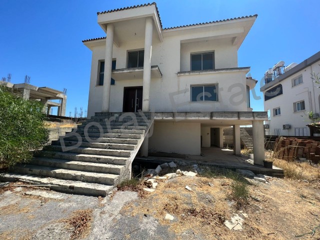 Mitreeli-An unfinished villa with a pool project on Aşıklar Hill, overlooking the lake. 2 houses are