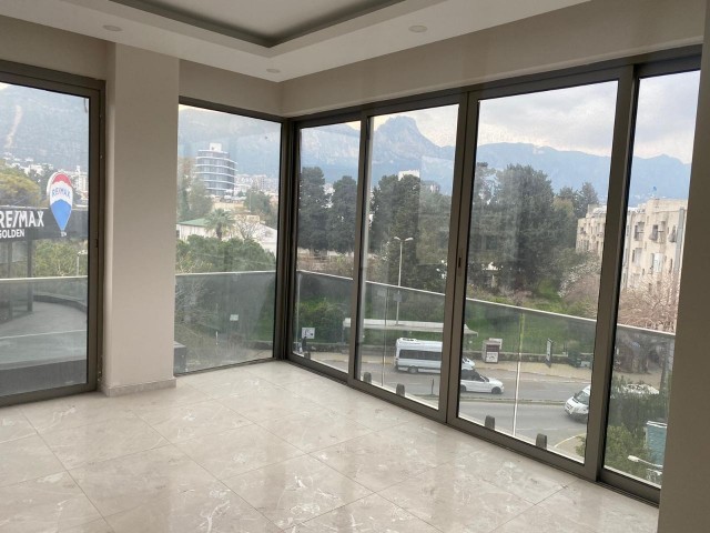 Ull Luxurious 3+1 Apartment In The Center Of Kyrenia