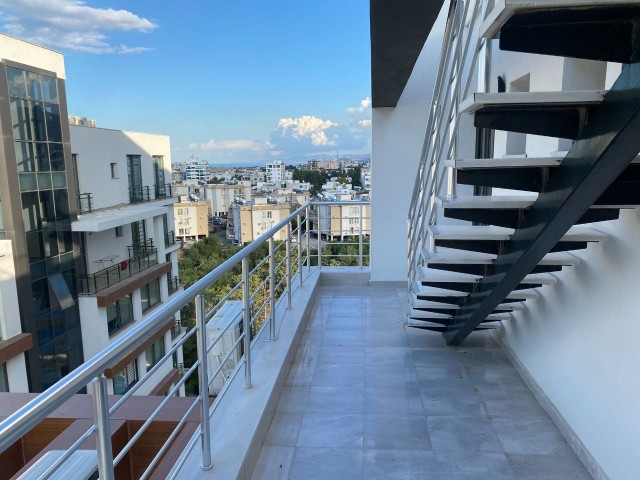 3 + 1 DUBLEX PENTHOUSE APARTMENT WITH LUXURY FURNITURE IN THE CENTRAL DISTRICT OF KYRENIA