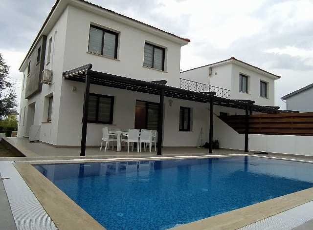 3+1 220 m2 Villa mit Pool zum Verkauf in Kyrenia Karaoglan Ogun voll möbliert ** 