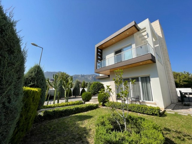 Girne Zeytinlik'te satılık Türk tapulu villa 