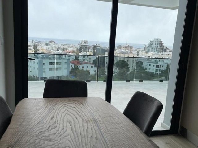 Zu vermieten 2+1 Möblierte Wohnung PENTHOUSE in Kyrenia Centre