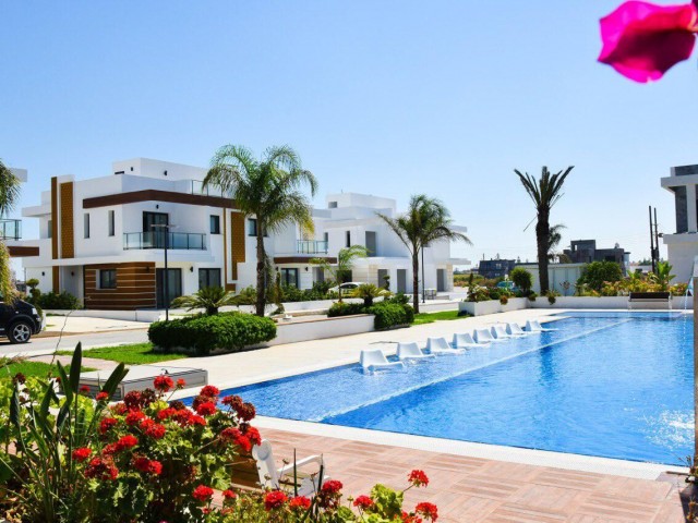 Luxury Villa with garden, in front of the pool, in YENİBOĞAZİÇİ. ** 