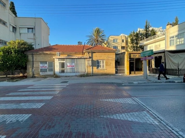 Commercial Turkish Title Deed on the Main Street on Osman Pasha Street -bodrum + 3 Floors with Permi