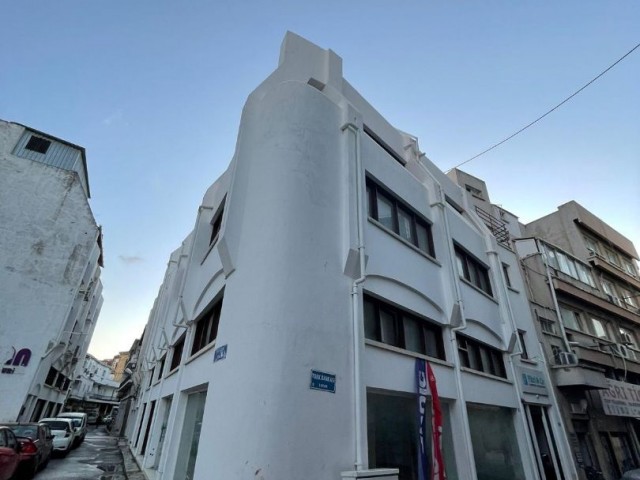 Lefkoşa Sarayönü'nde Satılık Komple Bina