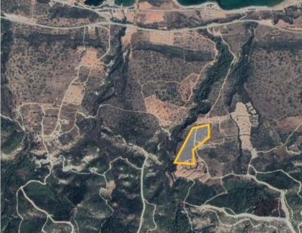 33 Acres of Land for Sale in Tatlısu 