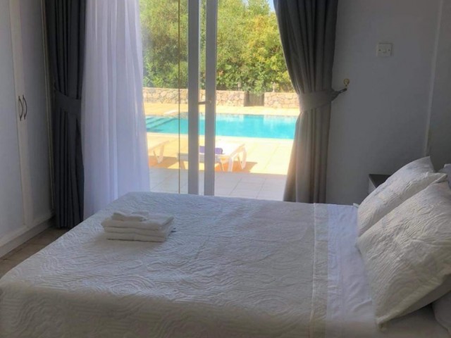 Spacious 4 bedroom Holiday villa with pool and amazing views in Karsiyaka ** 