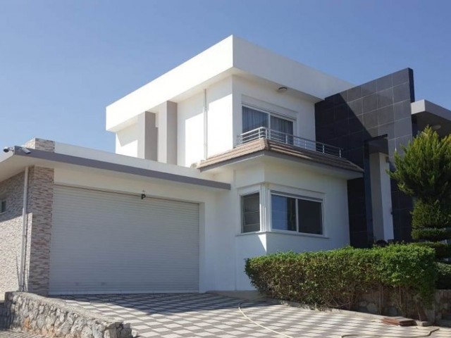 4 + 1 Villa + utility house with an unobstructed view in the elite area of Çatalkoyun. **  ** 