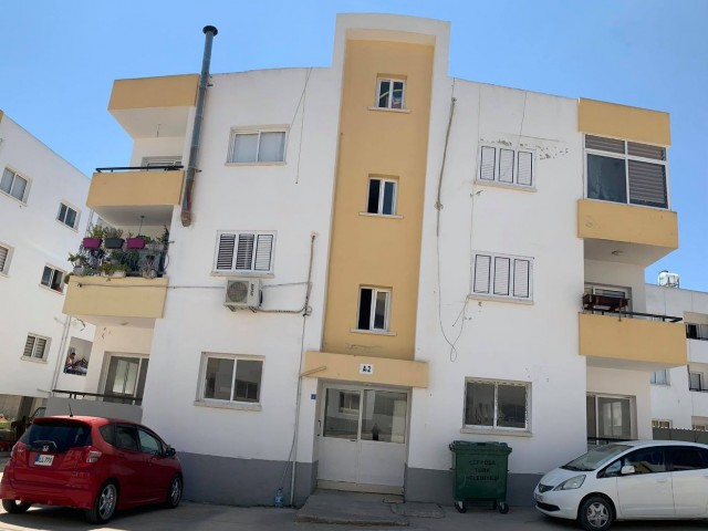 Geräumige 3+1 Erdgeschoss-Wohnung Zum Verkauf In Hamitköy ** 