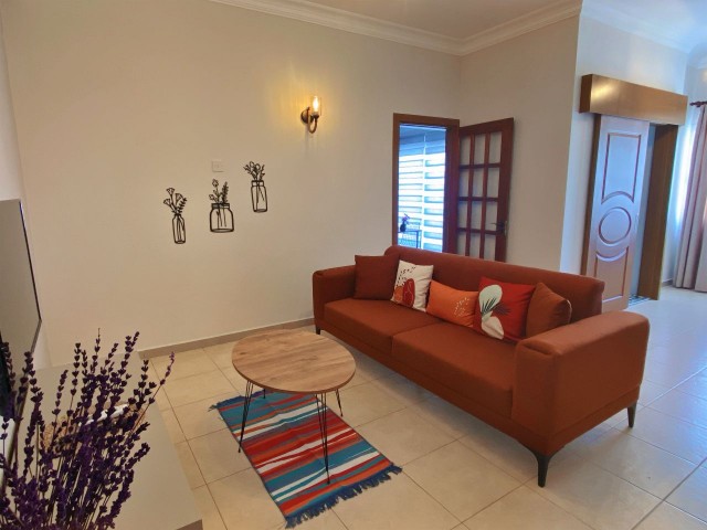 1+1 DAILY/WEEKLY RENTAL FLAT IN THE WALLED CITY OF FAMAGUSTA ** 