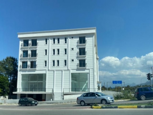 Kyrenia Centre Laden zu vermieten 