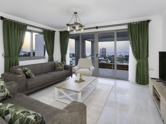 Kyrenia Centre zu vermieten 2+1 Penthouse-Wohnung / voll möbliert