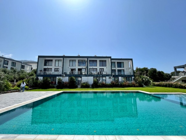 1+1 duplex apartment for rent in Kyrenia, Alsancak / Short term 