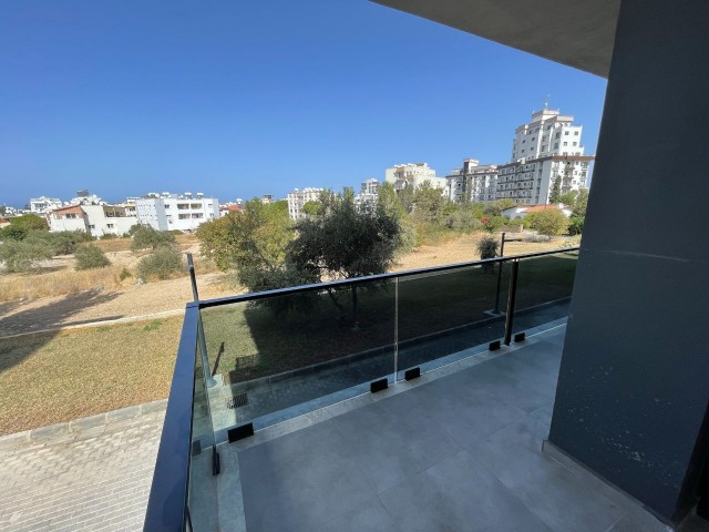 RENT 2 + 1 ON A SITE WITH A POOL NEAR NUSMAR MARKET IN THE CENTER OF KYRENIA ** 