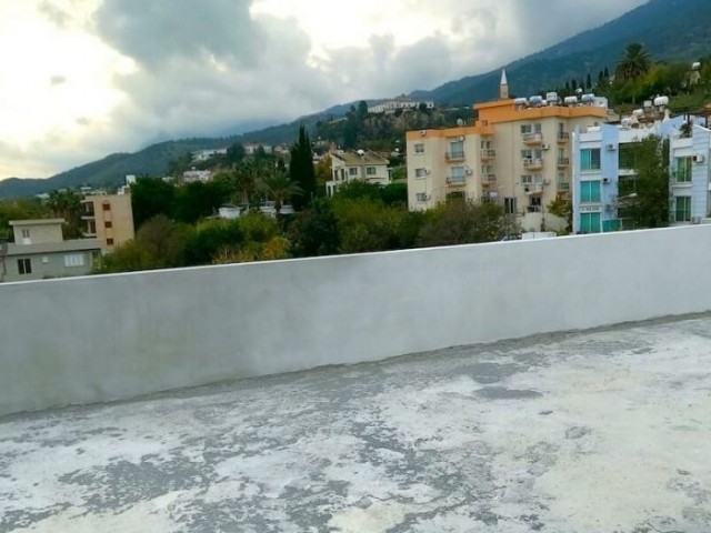 Unfertiges Gebäude Zu verkaufen in Lapta, Kyrenia