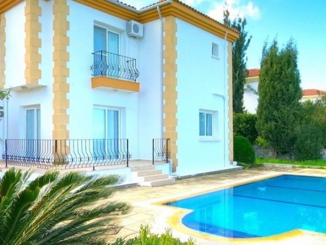 Villa for rent in Karsiyakada