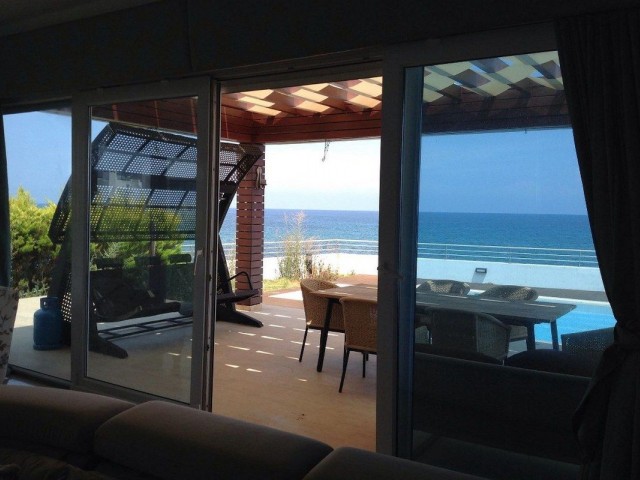 لوکس 4 + 1 ویلا زیبا برای تعطیلات محل اجاره کاتالکوی گیرنه زندگی در کنار ساحل جلو و منظره کوه زیبا ** 