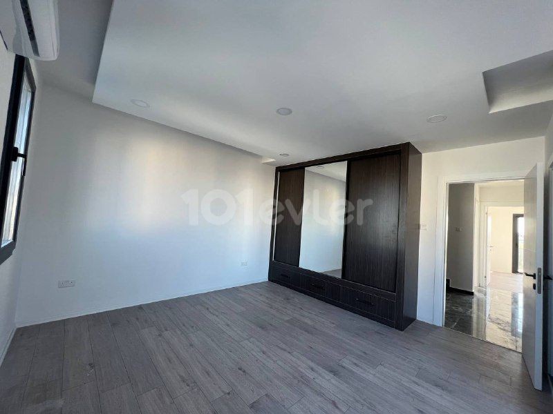 3+1 Villa for Rent in Long Beach, Pier Area